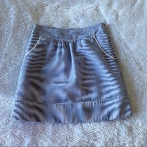 Seersucker skirt size small with pockets